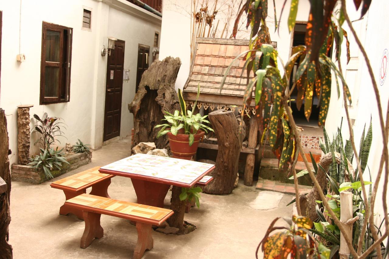 מלון לואנג פרבאנג Mano Temple House מראה חיצוני תמונה